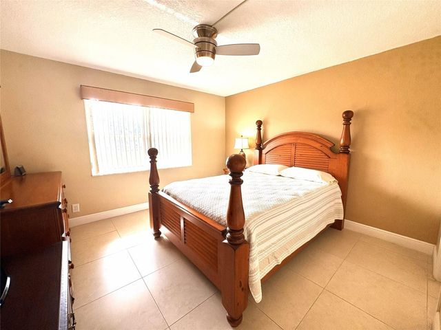 271 S Hollybrook Drive 205, Pembroke Pines, FL 33025