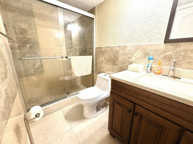 271 S Hollybrook Drive 205, Pembroke Pines, FL 33025