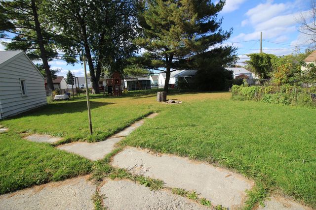 28889 Hillview Street, Roseville City, MI 48066