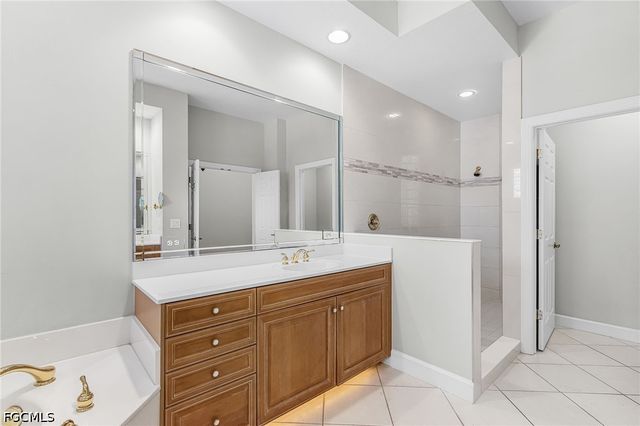 26891 Wyndhurst CT 202, Bonita Springs, FL 34134