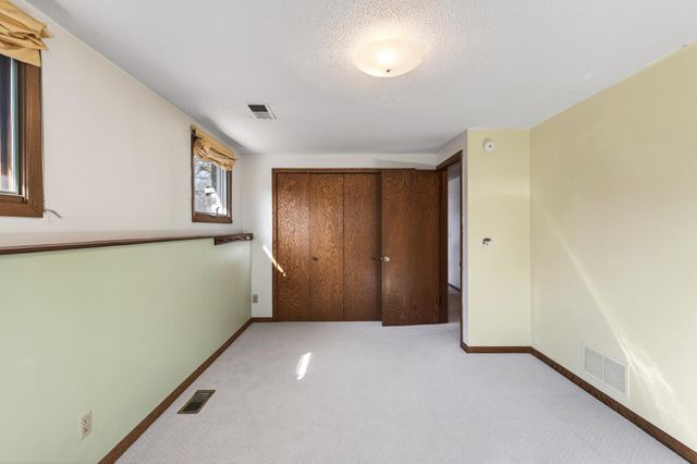 303 Thompson Avenue W, West Saint Paul, MN 55118