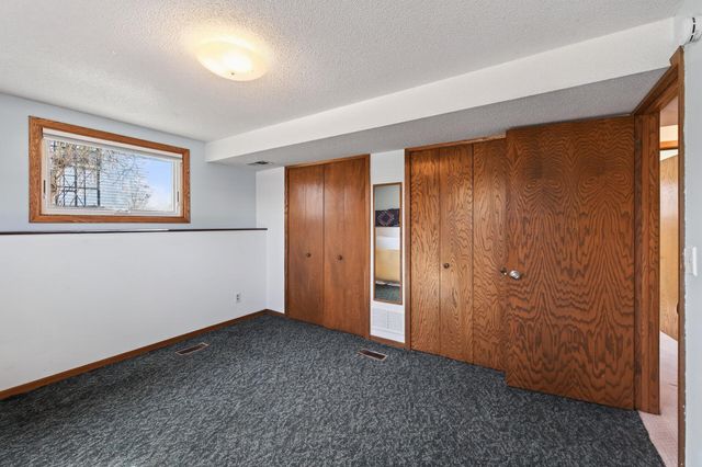 303 Thompson Avenue W, West Saint Paul, MN 55118