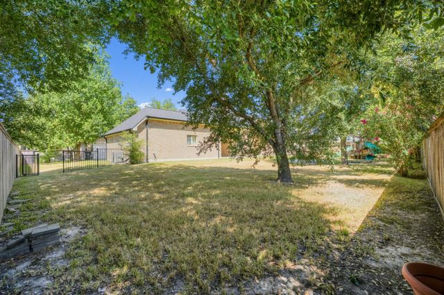 13213 Misty Sage Drive, Conroe, TX 77302