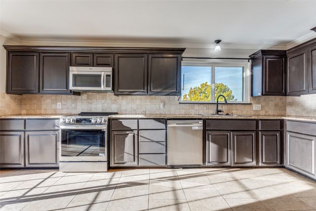 7701 Westwind Drive, Fort Worth, TX 76179