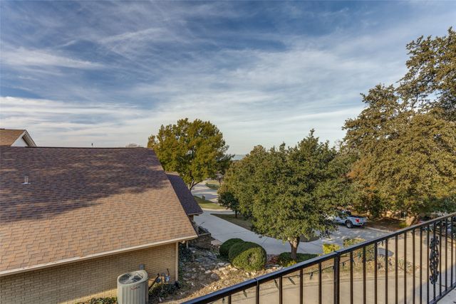 7701 Westwind Drive, Fort Worth, TX 76179