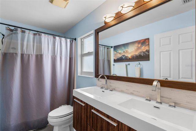 11811 DUNSTER LANE, Parrish, FL 34219