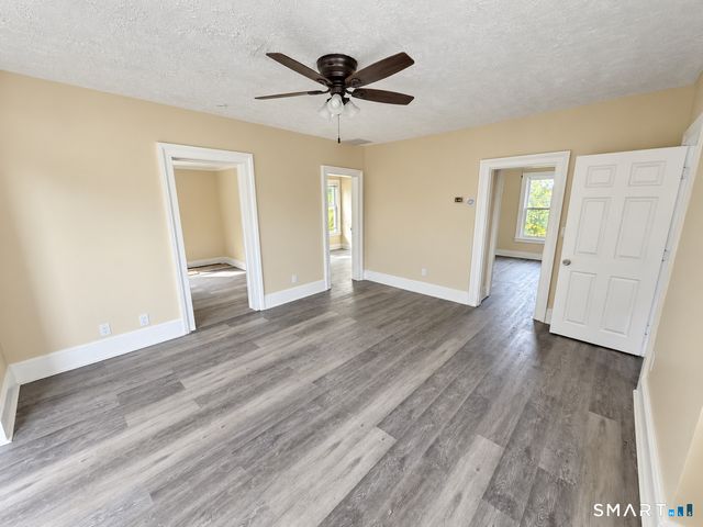 7 Rockwood Avenue, Ansonia, CT 06401
