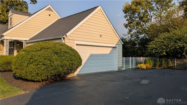 1125 Laurelwood Road, Kettering, OH 45409