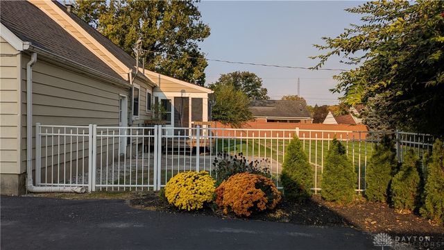 1125 Laurelwood Road, Kettering, OH 45409