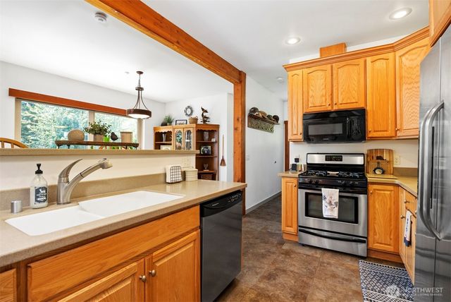 9474 Freedom Place, Blaine, WA 98230