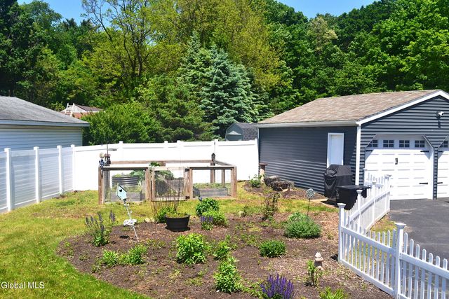 439 Krumkill Road, Bethlehem, NY 12203