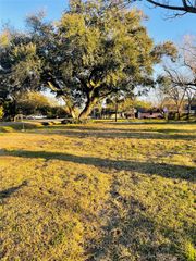 104 Sycamore Street, Port Neches, TX 77651