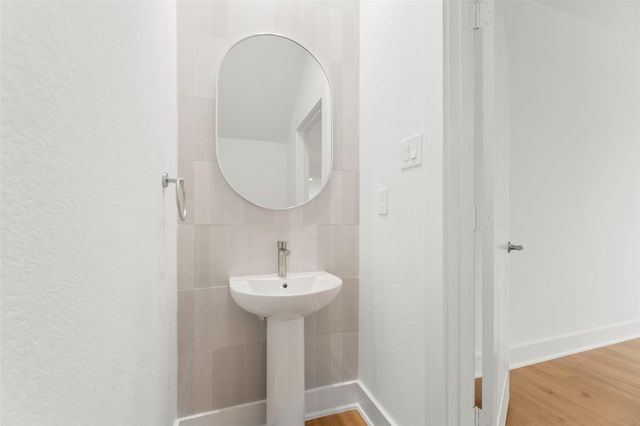 1475 Ferguson Way, Houston, TX 77088