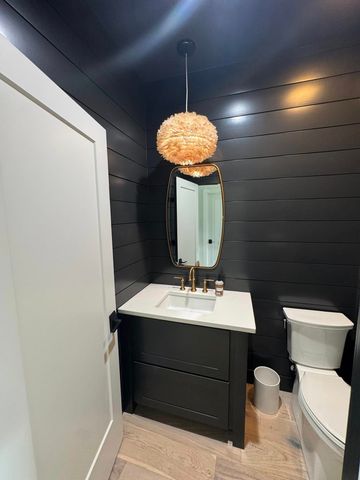 2401 S Williams St., Atlanta, TX 75551