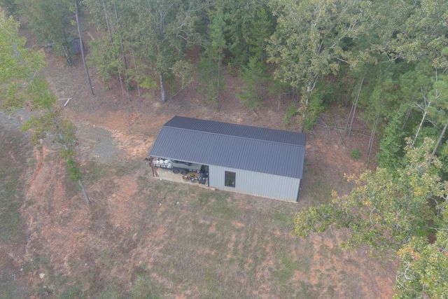 2401 S Williams St., Atlanta, TX 75551