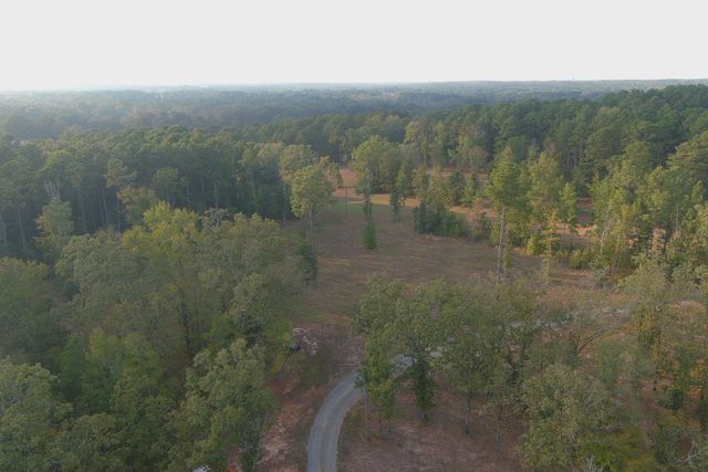 2401 S Williams St., Atlanta, TX 75551