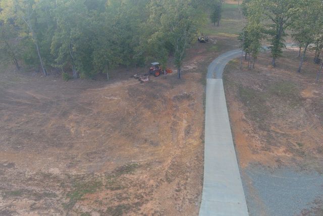 2401 S Williams St., Atlanta, TX 75551