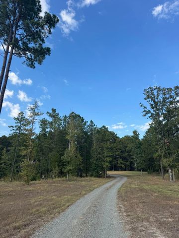 2401 S Williams St., Atlanta, TX 75551