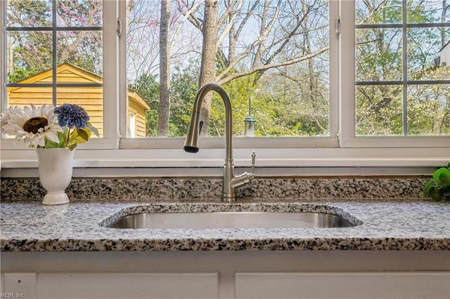 114 The Colony, Williamsburg, VA 23185