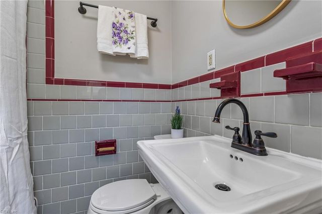 114 The Colony, Williamsburg, VA 23185