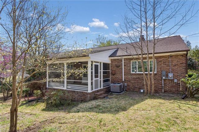 114 The Colony, Williamsburg, VA 23185