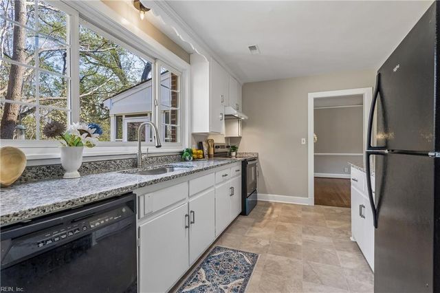 114 The Colony, Williamsburg, VA 23185