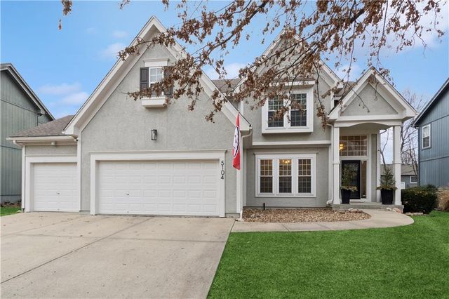 5104 W 158th Street, Overland Park, KS 66224