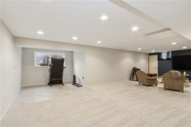 5104 W 158th Street, Overland Park, KS 66224