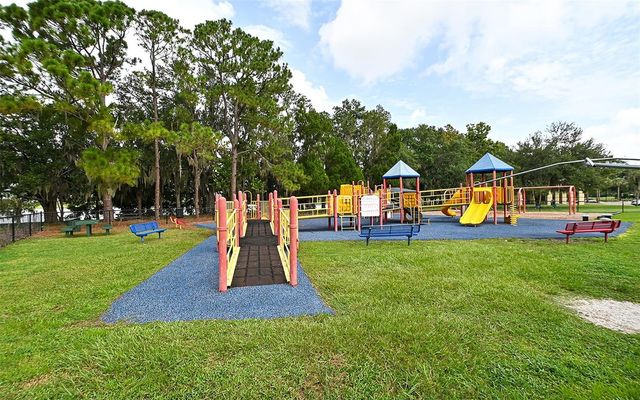 7109 CHATUM LIGHT RUN, Bradenton, FL 34212