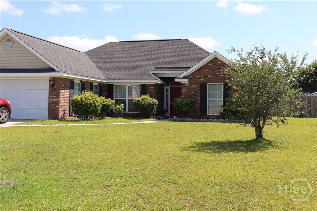 Image 2 of property listing at 209 Quatrz Drive, Rincon, GA 31326