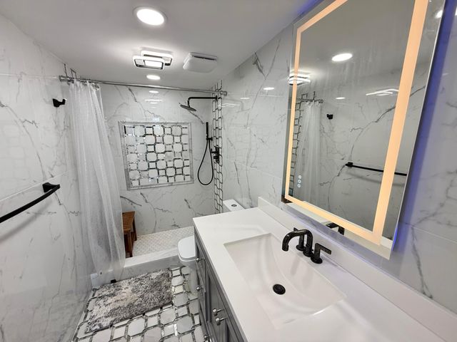 5600 N FLAGLER Drive 1904, West Palm Beach, FL 33407