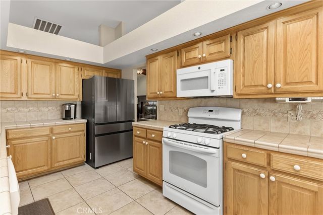 9551 Congressional, Desert Hot Springs, CA 92240