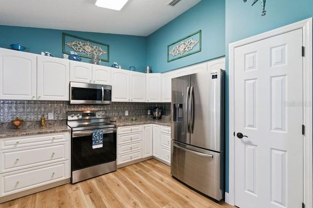 30749 GLENN DRIVE, Tavares, FL 32778