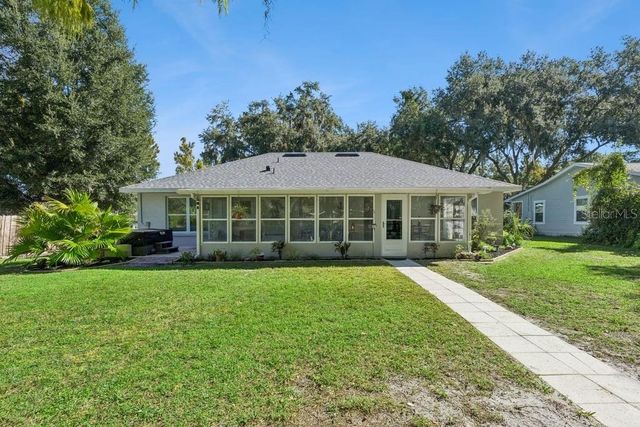30749 GLENN DRIVE, Tavares, FL 32778