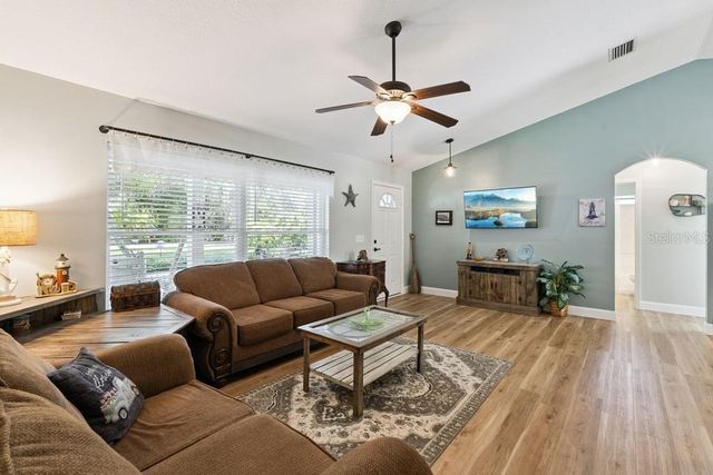 30749 GLENN DRIVE, Tavares, FL 32778
