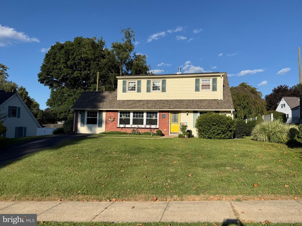 66 QUIET RD, LEVITTOWN, PA 19057 — exterior