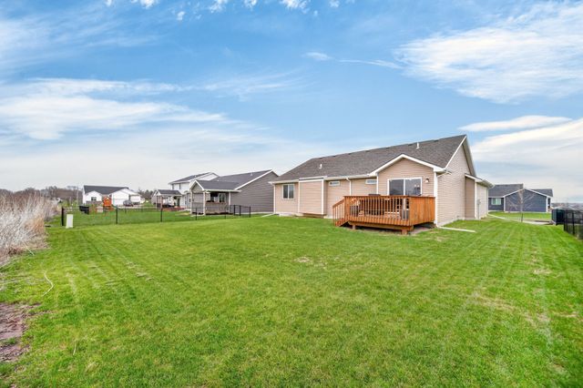 2531 Merle Huff Avenue, Norwalk, IA 50211