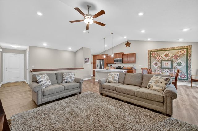 2531 Merle Huff Avenue, Norwalk, IA 50211