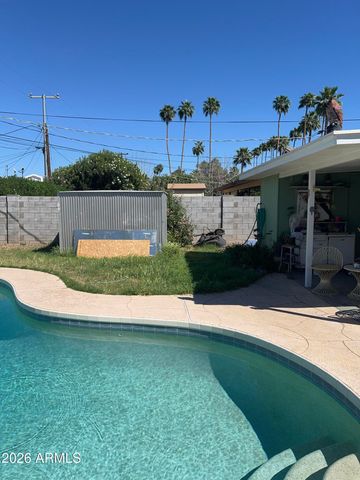 5712 W ORANGEWOOD Avenue, Glendale, AZ 85301