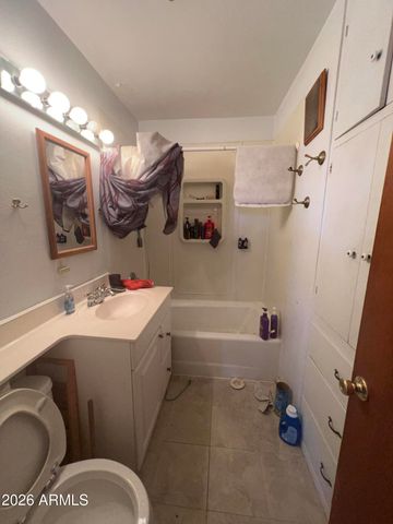 5712 W ORANGEWOOD Avenue, Glendale, AZ 85301