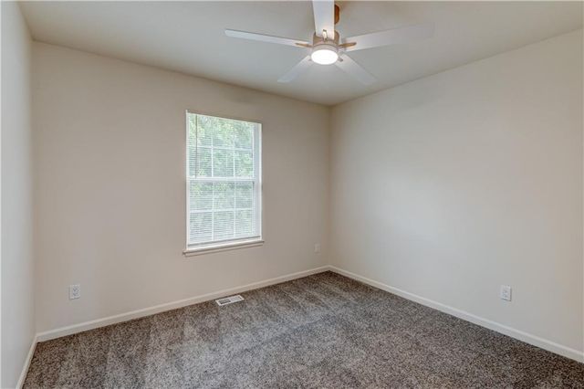 900 SW Daney Drive, Lee's Summit, MO 64081