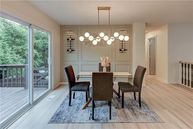 900 SW Daney Drive, Lee's Summit, MO 64081