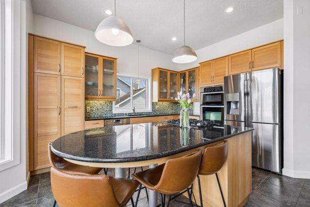 2378 Manuela Drive, Chaska, MN 55318