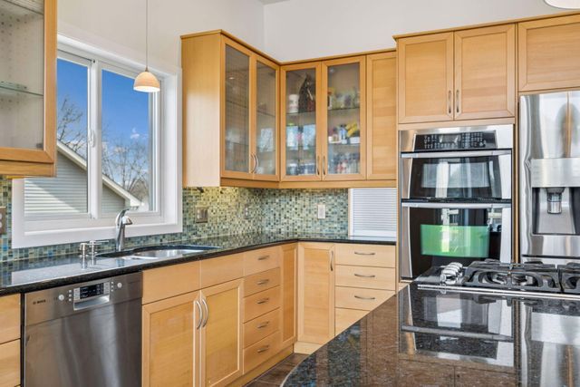 2378 Manuela Drive, Chaska, MN 55318