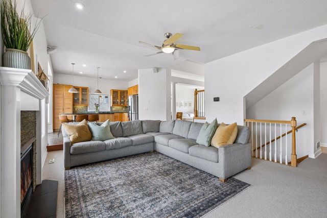 2378 Manuela Drive, Chaska, MN 55318