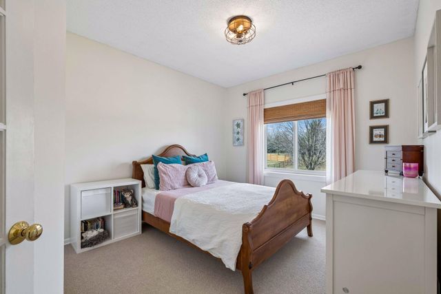 2378 Manuela Drive, Chaska, MN 55318