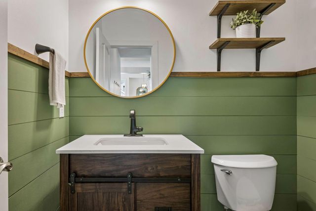 2378 Manuela Drive, Chaska, MN 55318