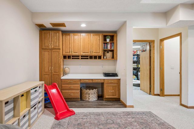 2378 Manuela Drive, Chaska, MN 55318