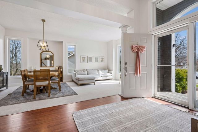 2378 Manuela Drive, Chaska, MN 55318