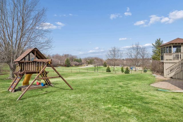 2378 Manuela Drive, Chaska, MN 55318